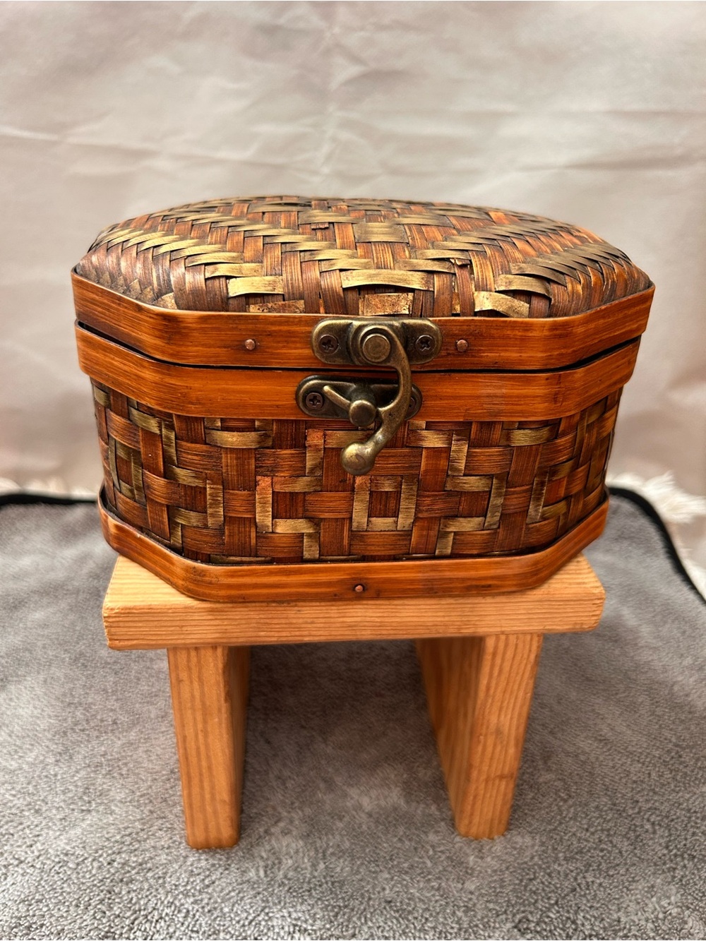 Woven Brown Rattan Jewelry Chest with Antique-Style Latch